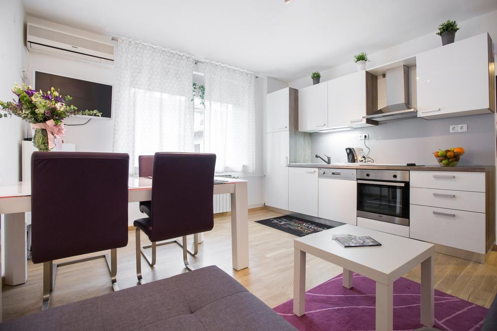 Apartment Max Zagreb Buitenkant foto